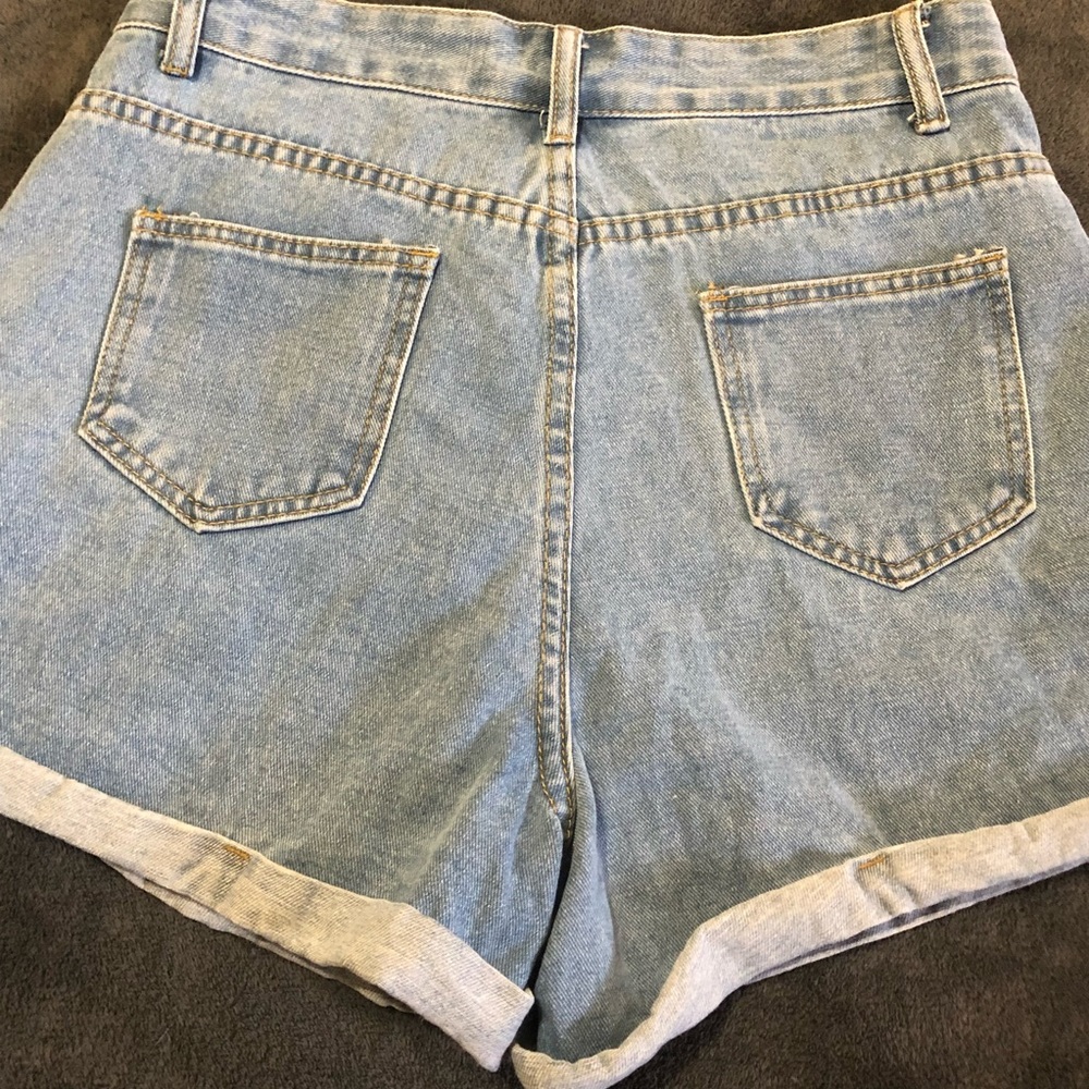 SHEIN • Rolled Cuff Denim Shorts - Picture 10 of 13
